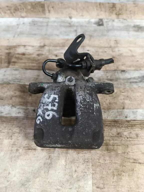 Rear brake caliper – rear left