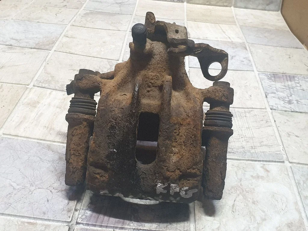 Rear brake caliper – Ford Galaxy (2000-2006)