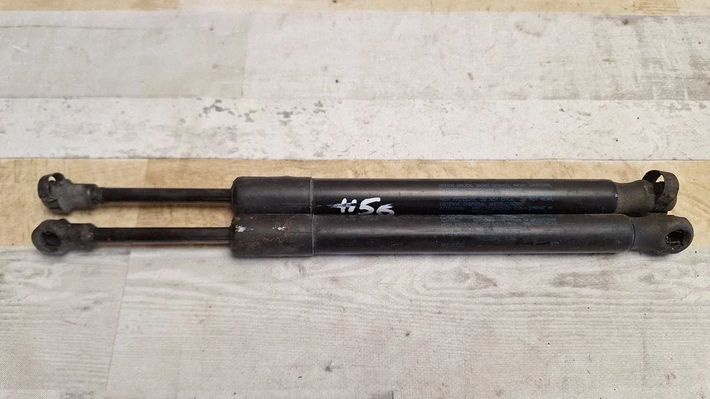 Tailgate/trunk strut/damper 1K6827550