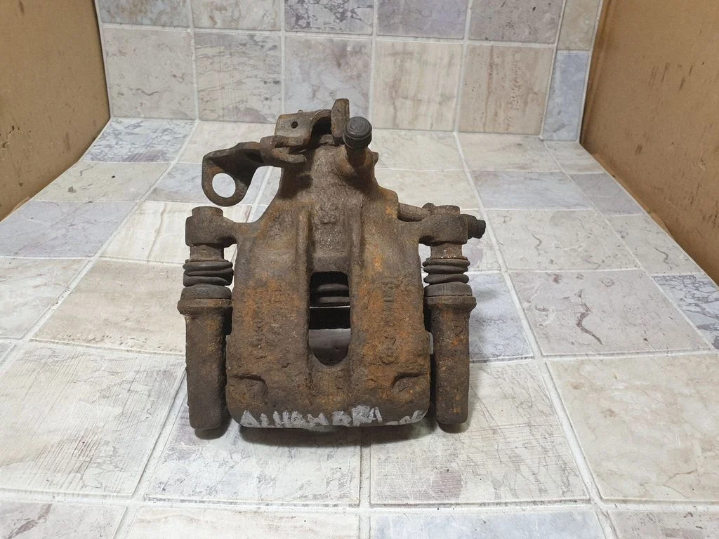 Rear brake caliper – Seat Alhambra (Mk1) (1996-2010)