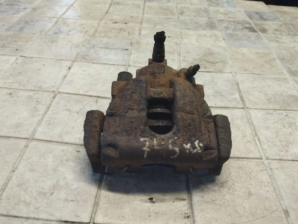 Rear brake caliper – Volvo S60 (2005-2010)