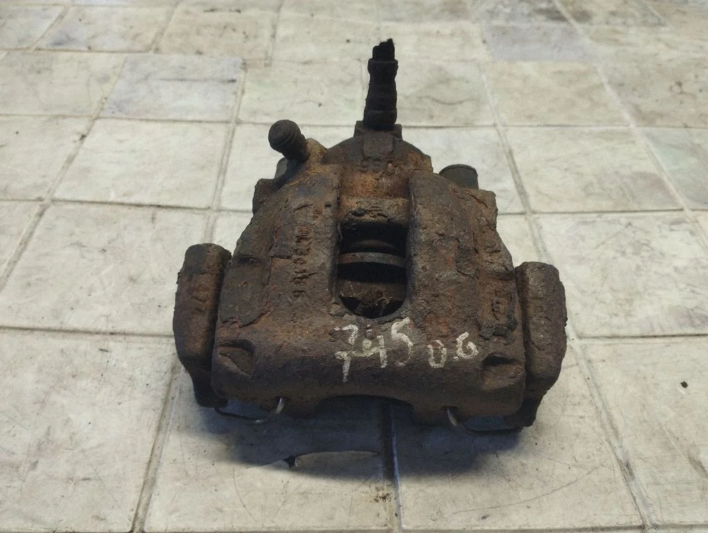 Rear brake caliper – Volvo S60 (2005-2010)