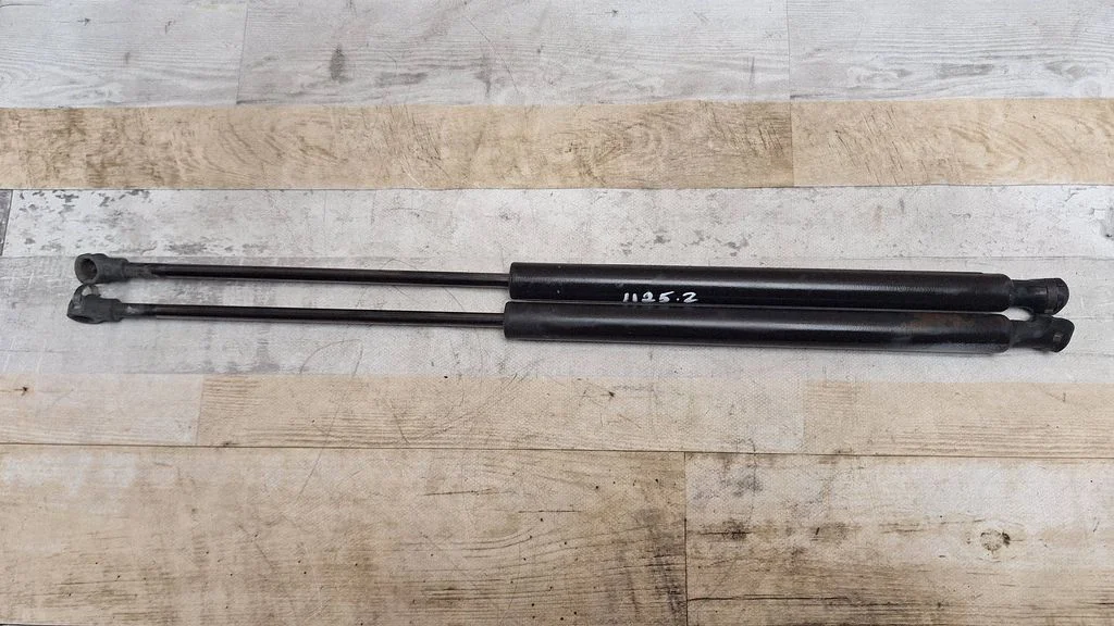Tailgate/trunk strut/damper – Peugeot 207 (2006-2013)