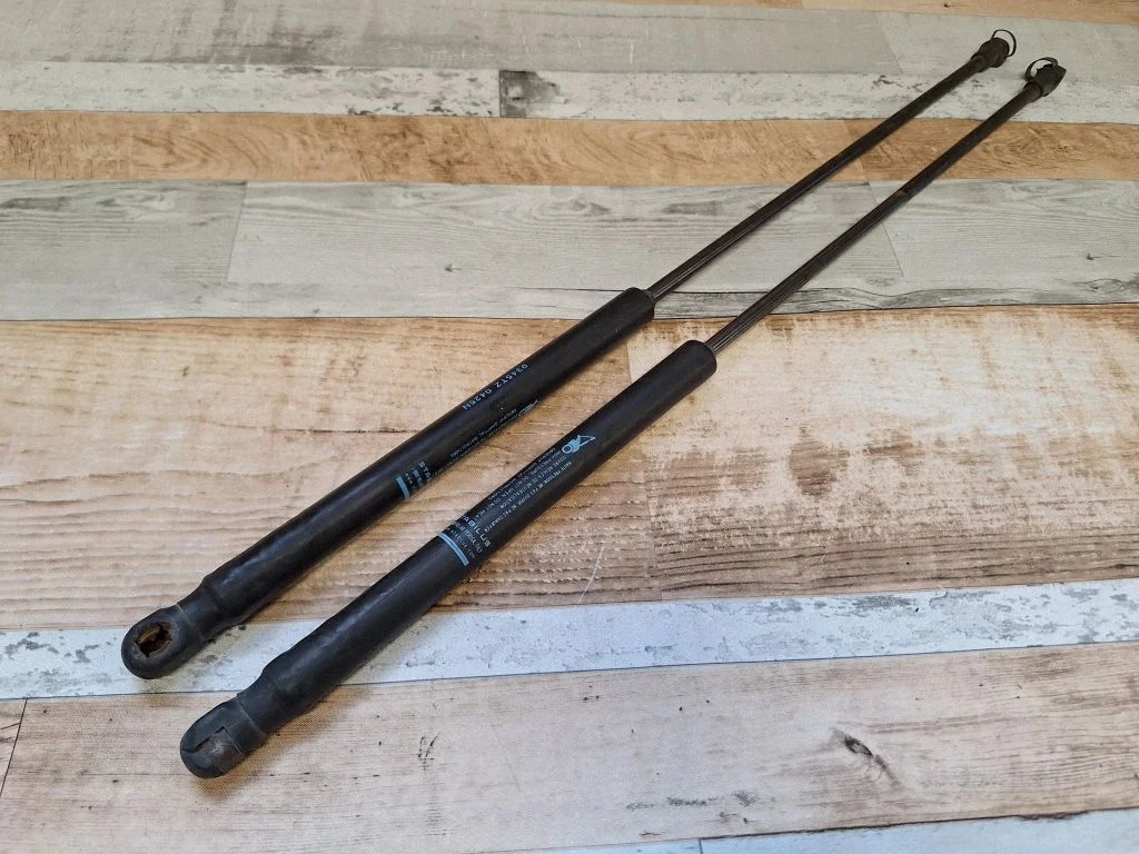 Tailgate/trunk strut/damper – Citroen C4 I (2004-2010)