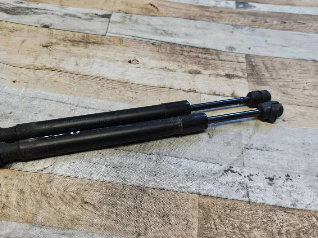 Tailgate/trunk strut/damper – Audi A6 Allroad C6 (2006-2011)