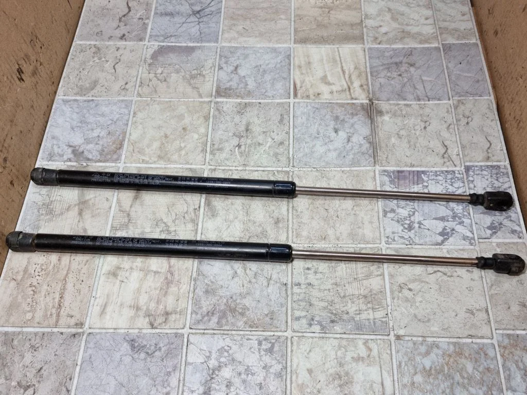 Tailgate/trunk strut/damper 0553858866