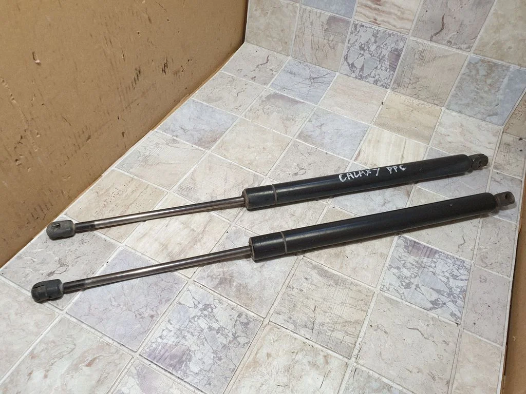 Tailgate/trunk strut/damper – Ford Galaxy (2000-2006)