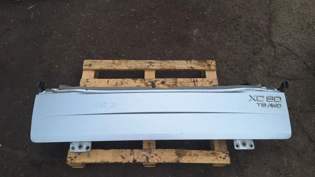 Tailgate/trunk/boot lid