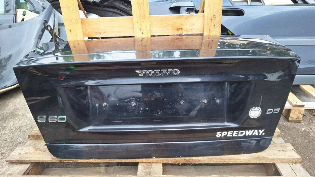 Tailgate/trunk/boot lid