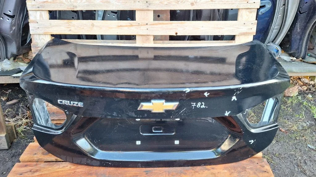 Tailgate/trunk/boot lid – Chevrolet Cruze II (2016-)
