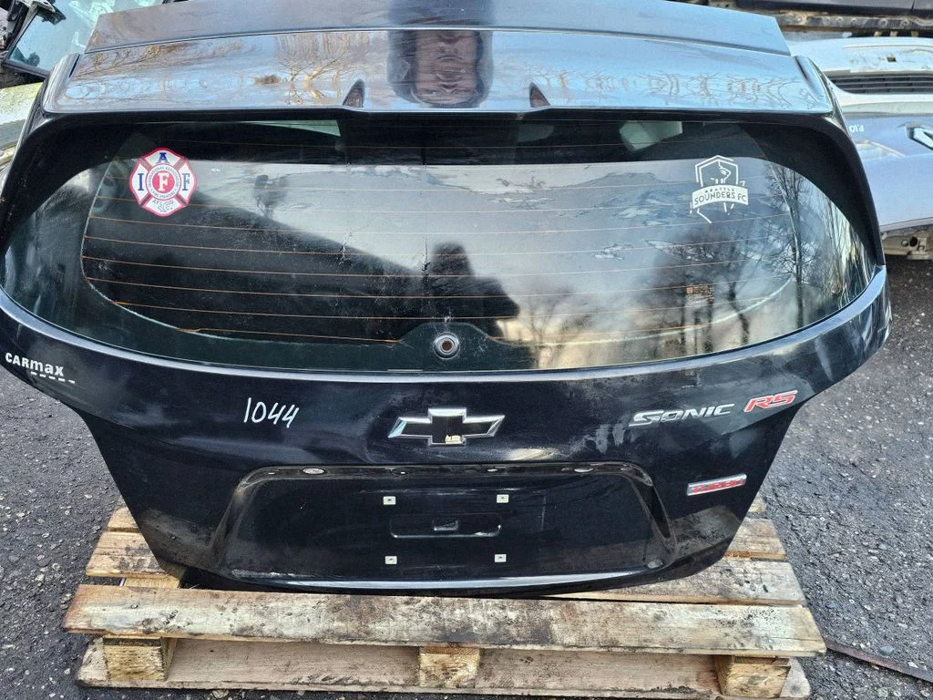 Tailgate/trunk/boot lid