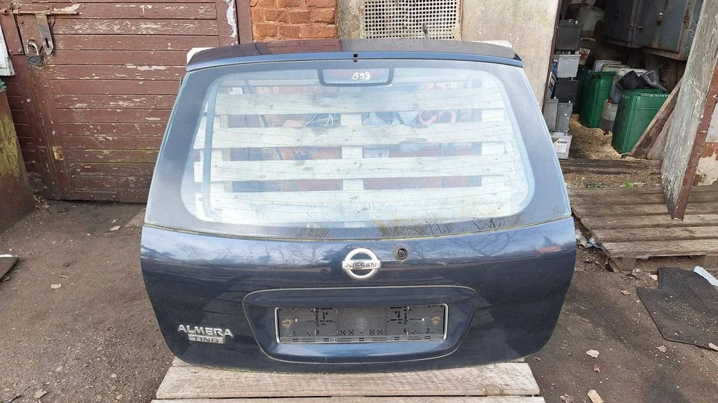 Tailgate/trunk/boot lid