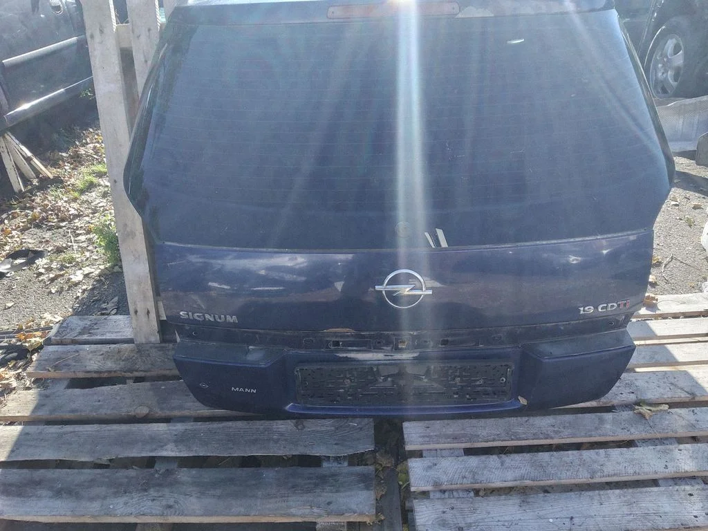 Aizmugurējais vāks (bagāžnieka) – Opel Signum (2003-2008)