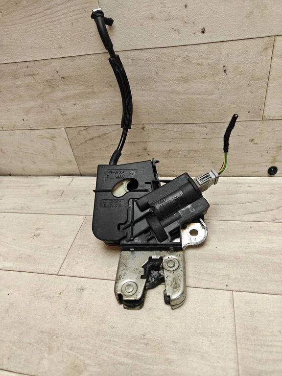 Tailgate/trunk/boot lock/catch/latch 4E0827645A