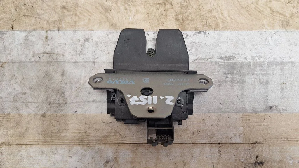 Tailgate/trunk/boot lock/catch/latch 31335870