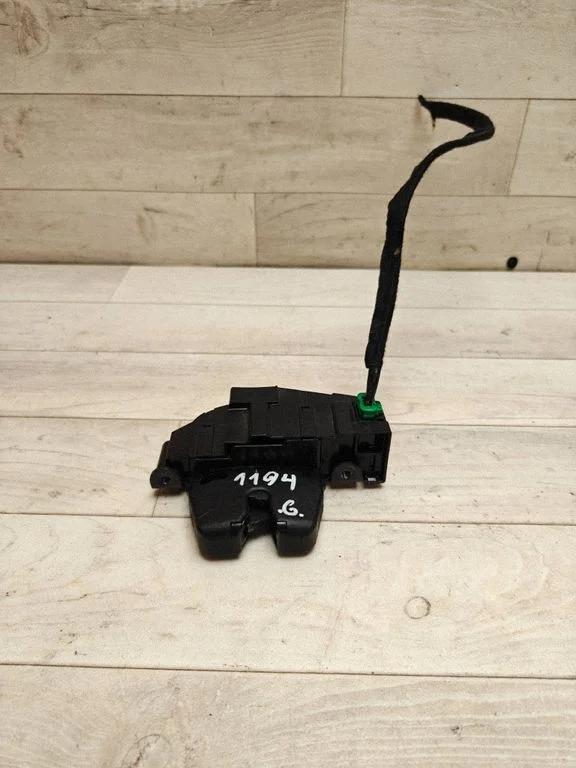 Tagaluugi lukk – Citroen C4 I (2004-2010)