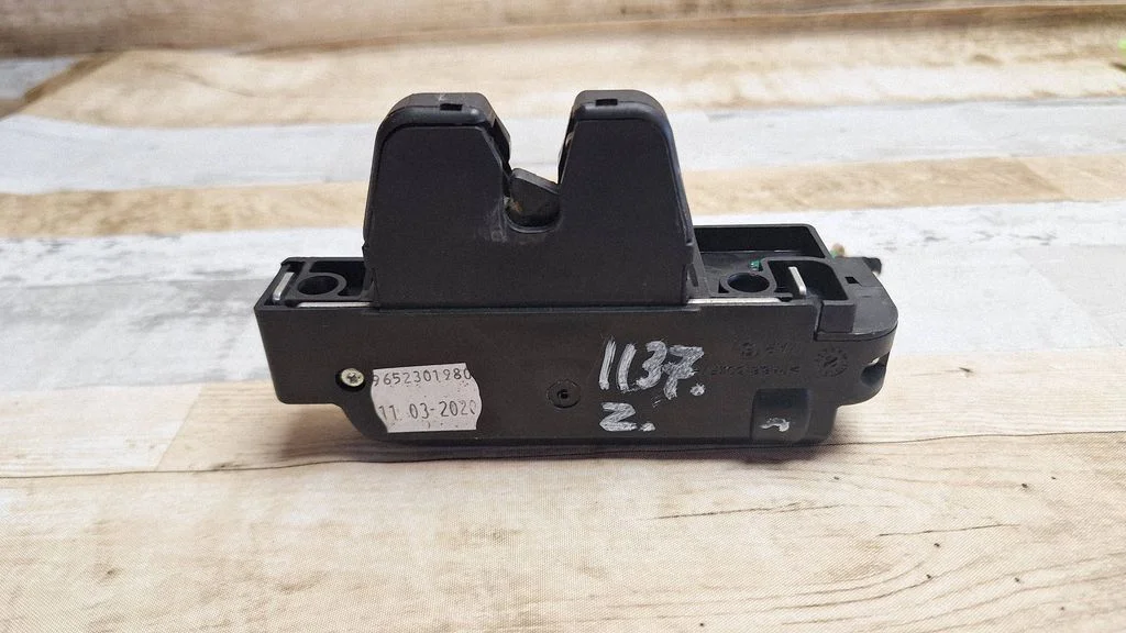 Tailgate/trunk/boot lock/catch/latch 9652301980