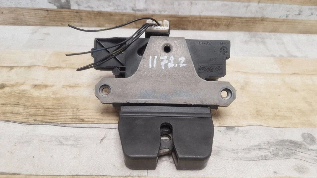 Tailgate/trunk/boot lock/catch/latch 3M51R442A66AP