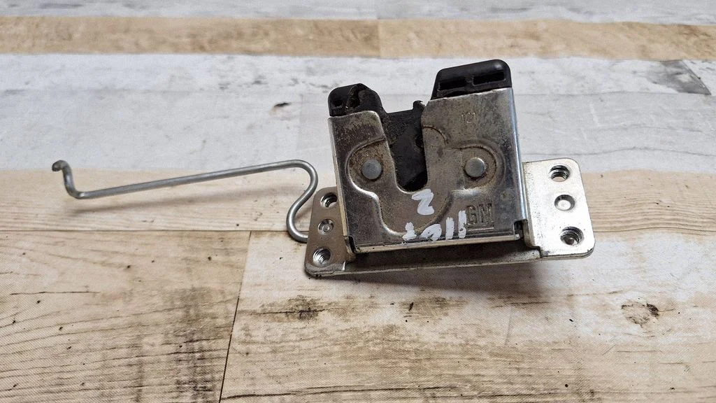 Tailgate/trunk/boot lock/catch/latch 90563999