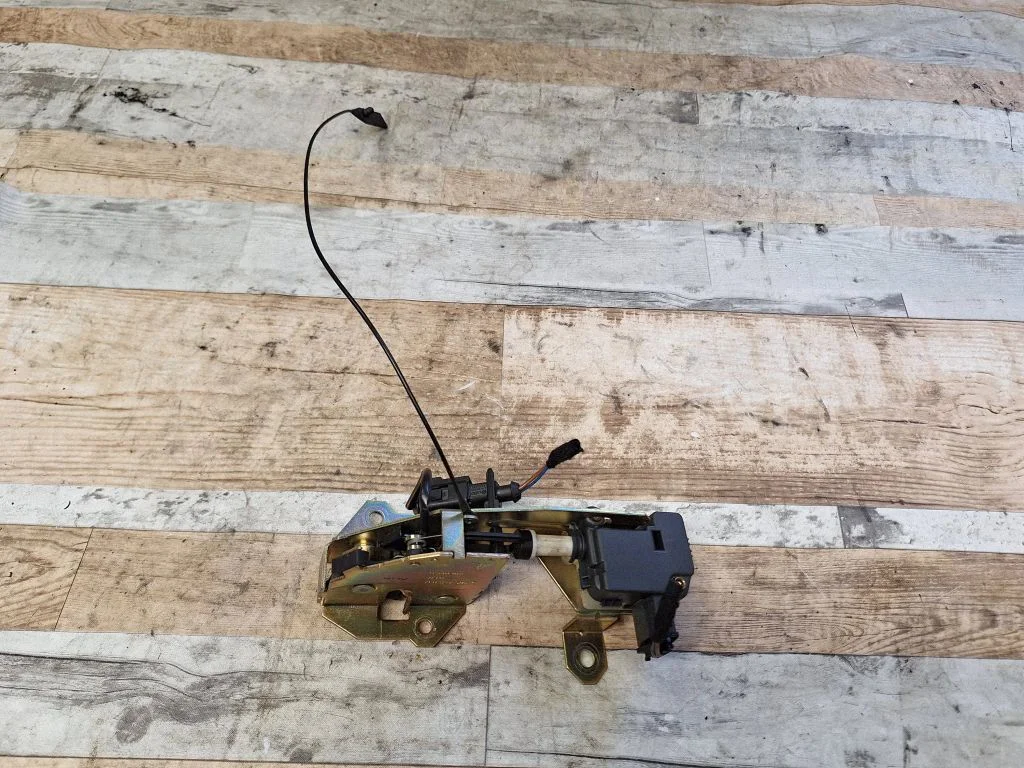Tailgate/trunk/boot lock/catch/latch 7L0827506C