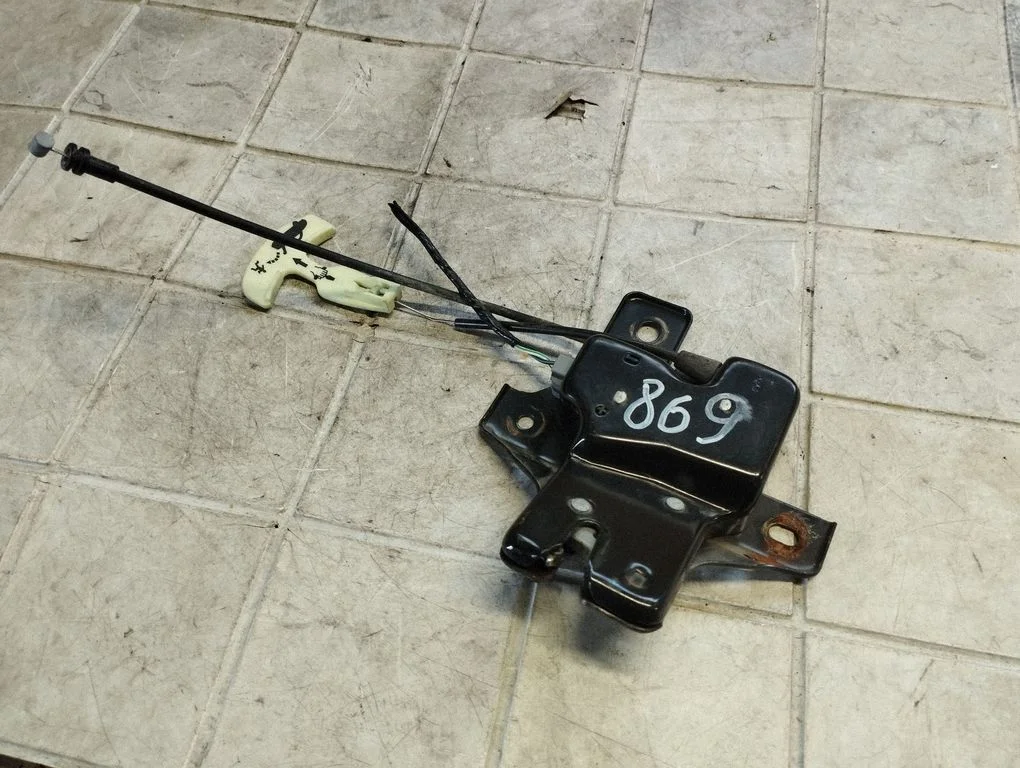 Zamek klapy bagażnika 5S4AF43102BD