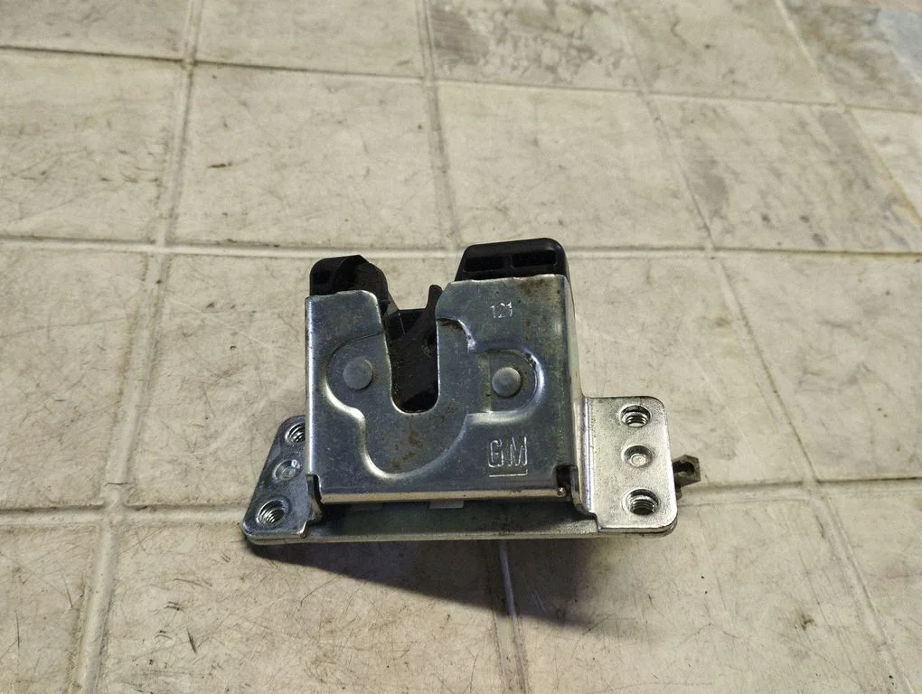 Tailgate/trunk/boot lock/catch/latch – Opel Meriva A (2003-2010)
