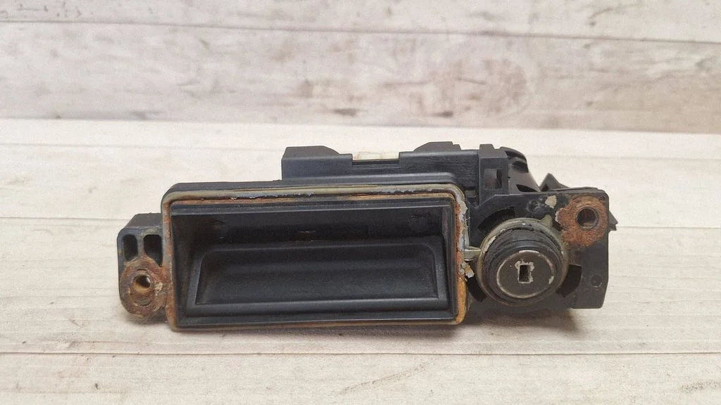 Tailgate/trunk/boot exterior handle A2037500693