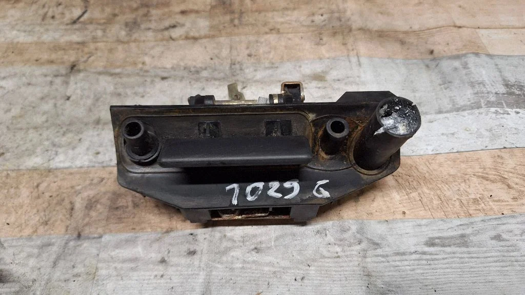 Tailgate/trunk/boot exterior handle 703829239D