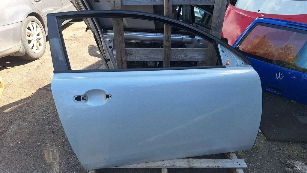 Front door – Volvo C30 (2007-2010), front right