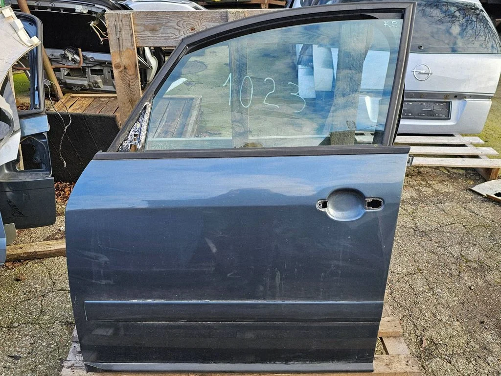 Front door 8Z0831511A