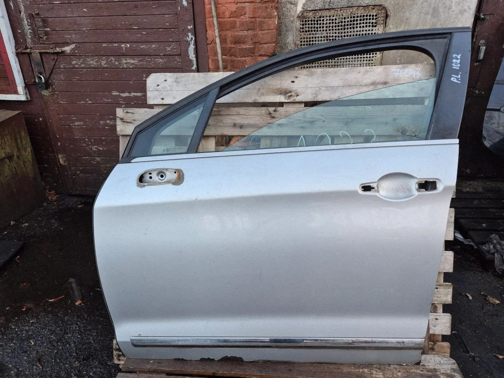 Esiuks – Citroen C5 (2008-2016)
