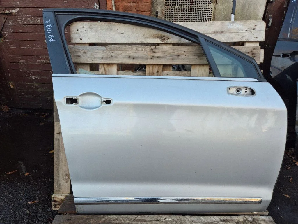Esiuks – Citroen C5 (2008-2016)