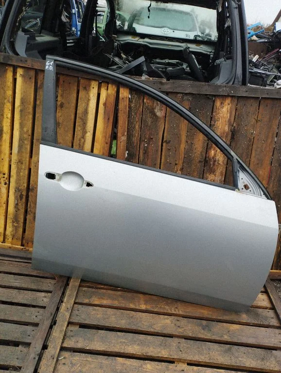 Front door – Nissan Primera (2002-2007)