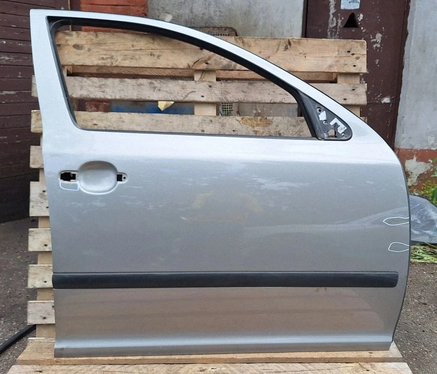 Front door – Skoda Octavia Mk2 (1Z) (2004-2013)