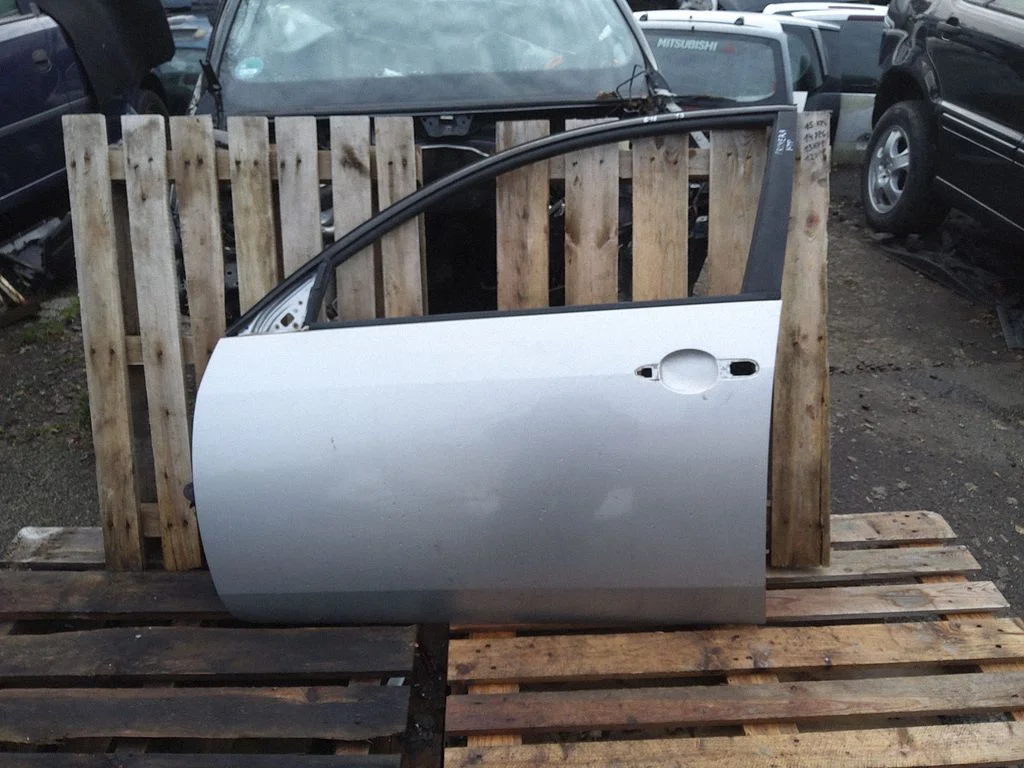 Front door – Nissan Primera (2002-2007)