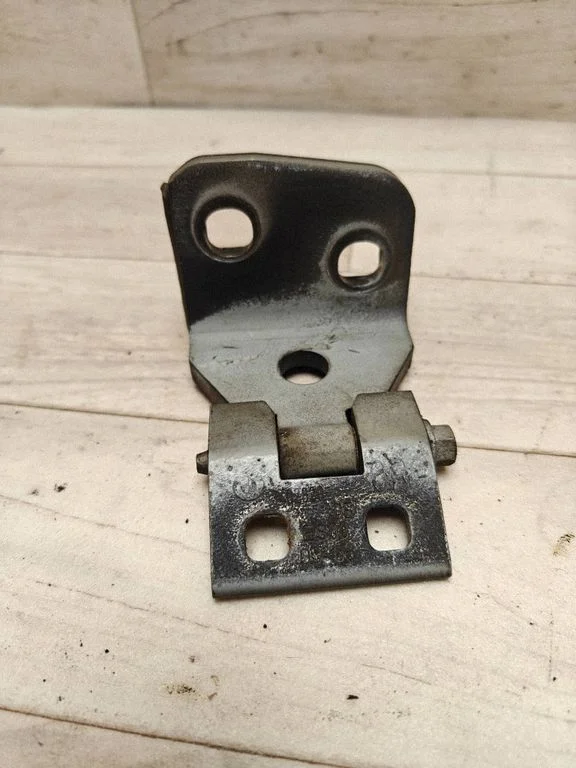 Esiukse ülemine hing – BMW X3 E83 (2003-2010)