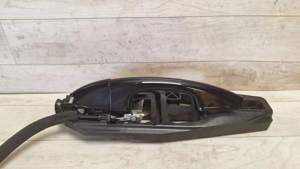 Klamka zewnętrzna drzwi przednich – Ford Mondeo MK V (2014-)
