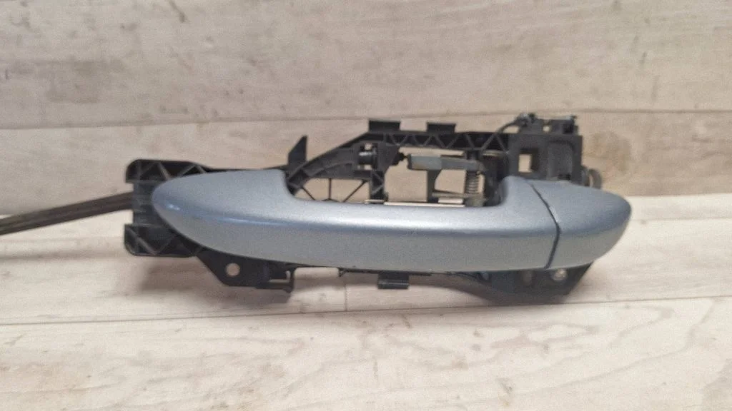 Esiukse välimine käepide 3C0837885H