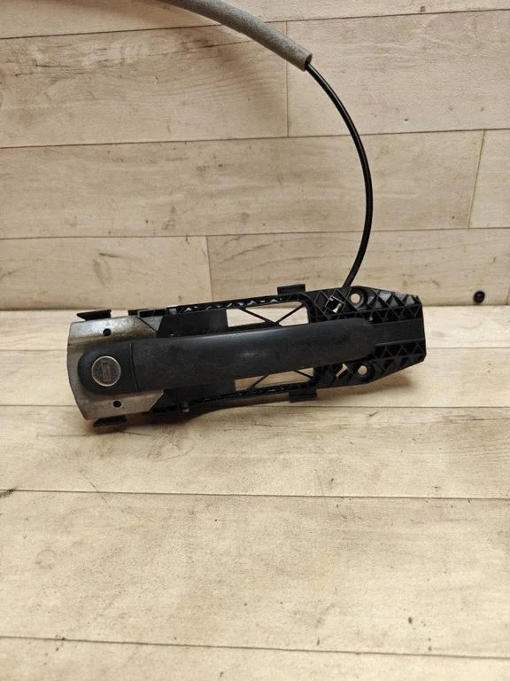 Front door exterior handle 5N0837885