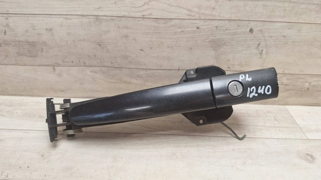 Front door exterior handle 1487119080