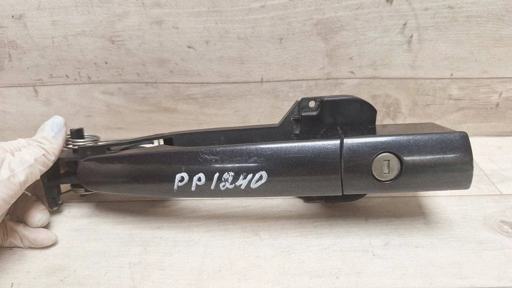 Front door exterior handle 1487119080