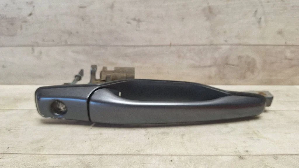 Front door exterior handle MR5261062