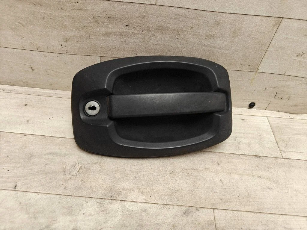 Esiukse välimine käepide 242664A