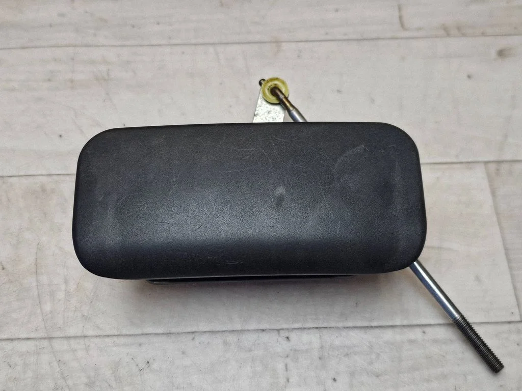 Front door exterior handle YC15V22401