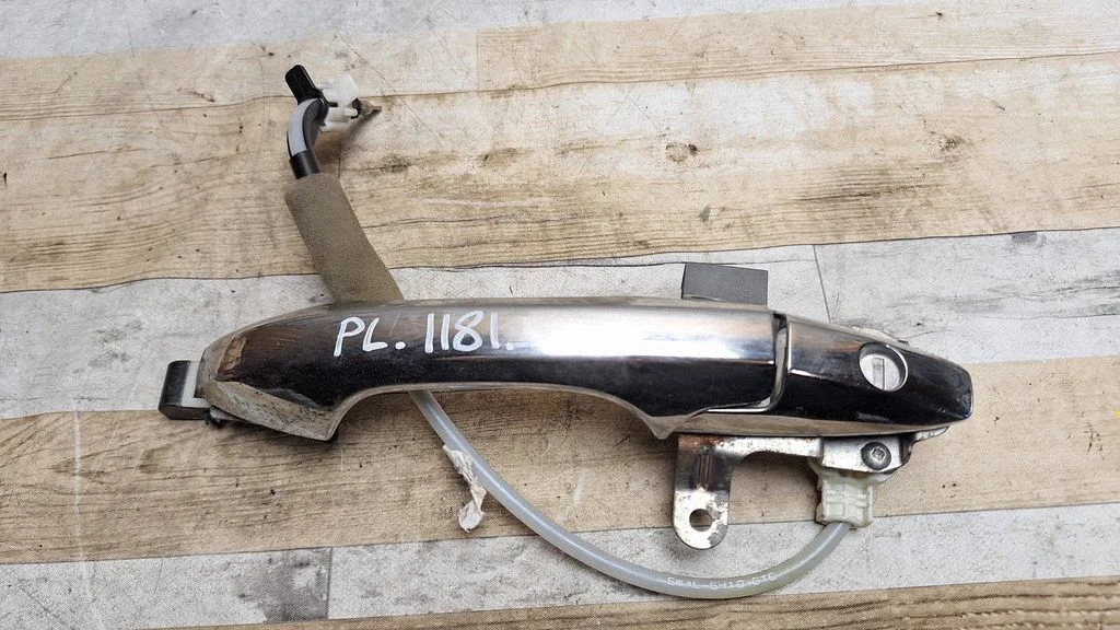 Front door exterior handle – Honda CR-V (2007-2012)