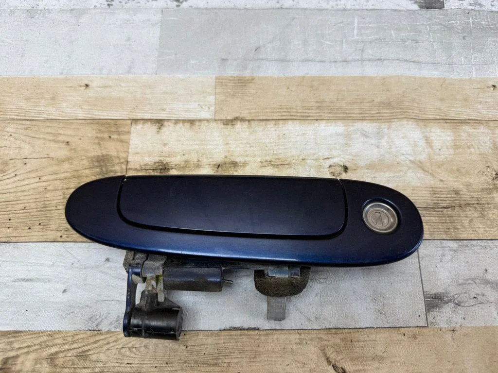 Front door exterior handle – Toyota Yaris Verso (1999-2005)