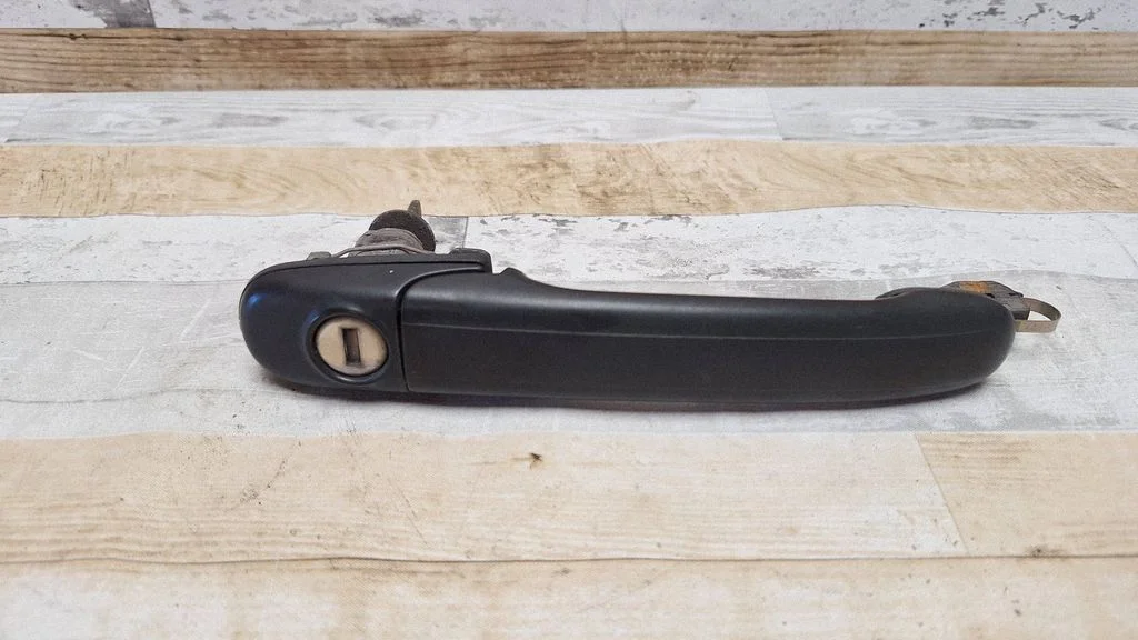 Front door exterior handle – Seat Alhambra (Mk1) (1996-2010)