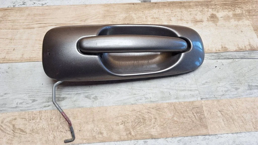 Front door exterior handle SR7196