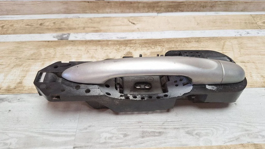 Front door exterior handle – Renault Scenic III - Grand scenic III (2009-2016)