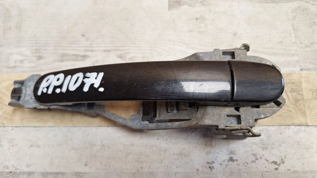 Front door exterior handle 6Q0837885